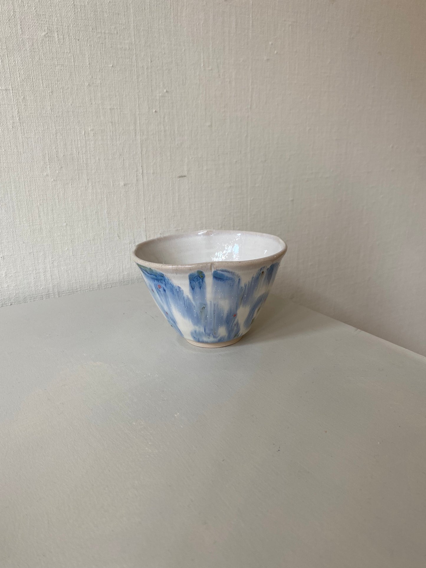 Sugar bowl with ikat detail