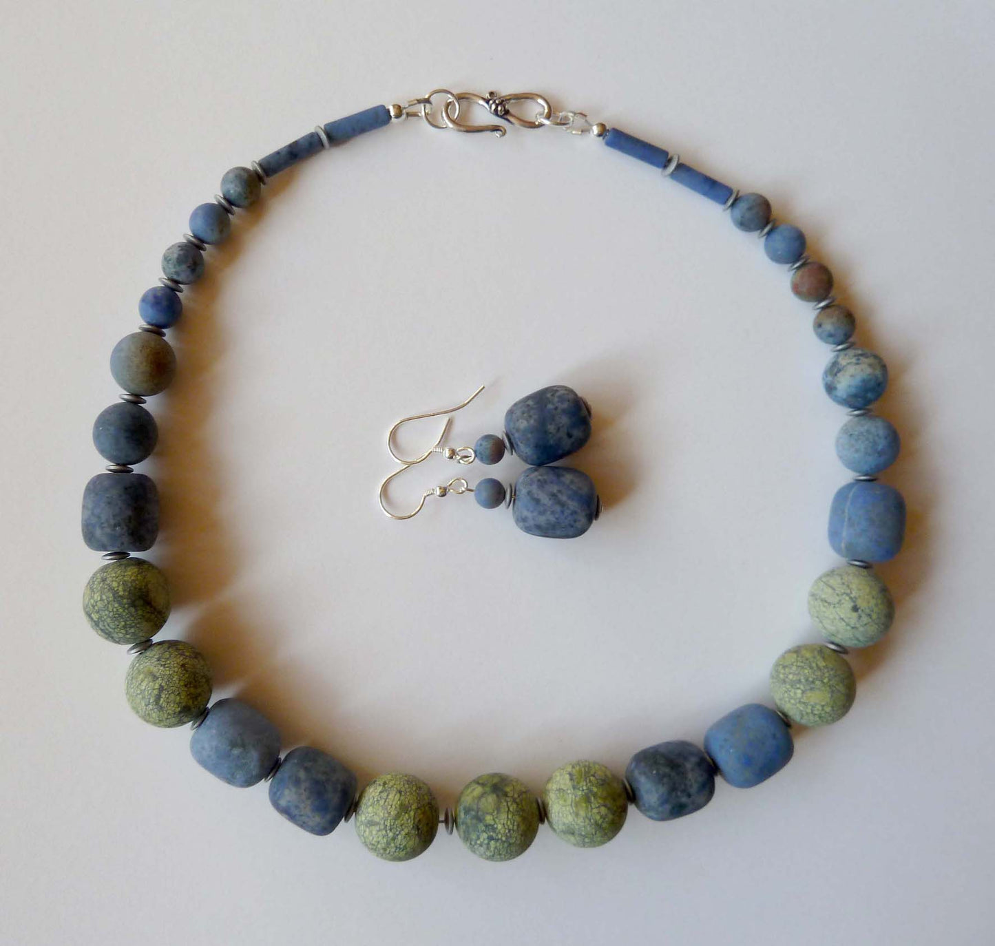 Necklace Dumortierite and Hematite Green Snowflake