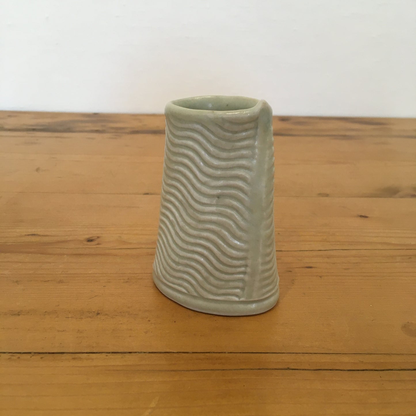 Wavy Vase 2