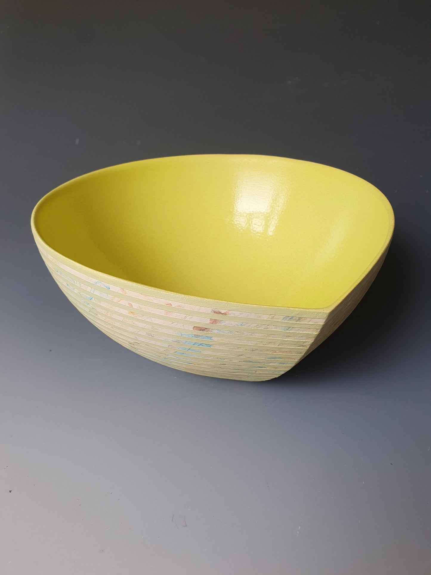 Sloping Bowl - green
