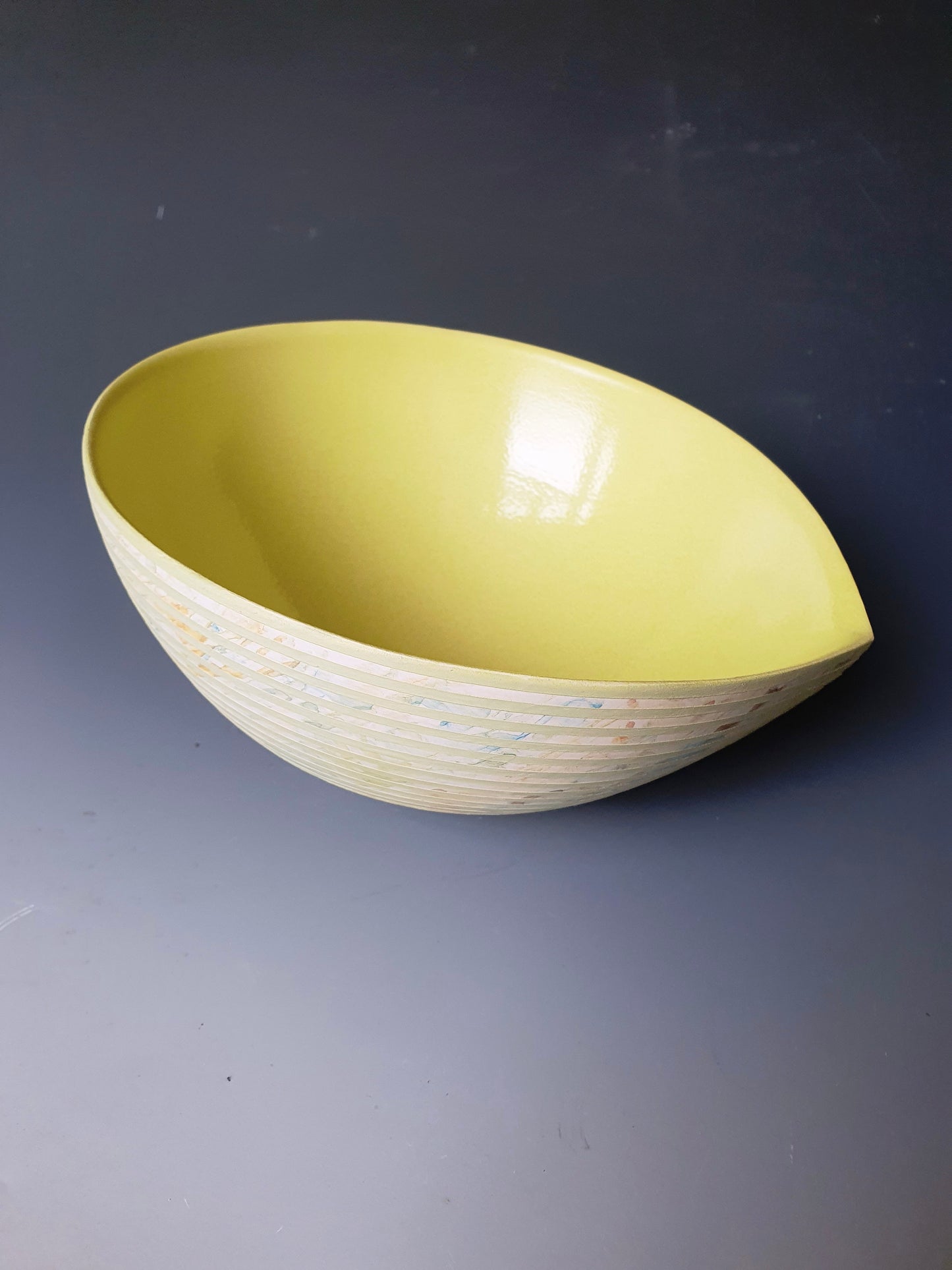 Sloping Bowl - green